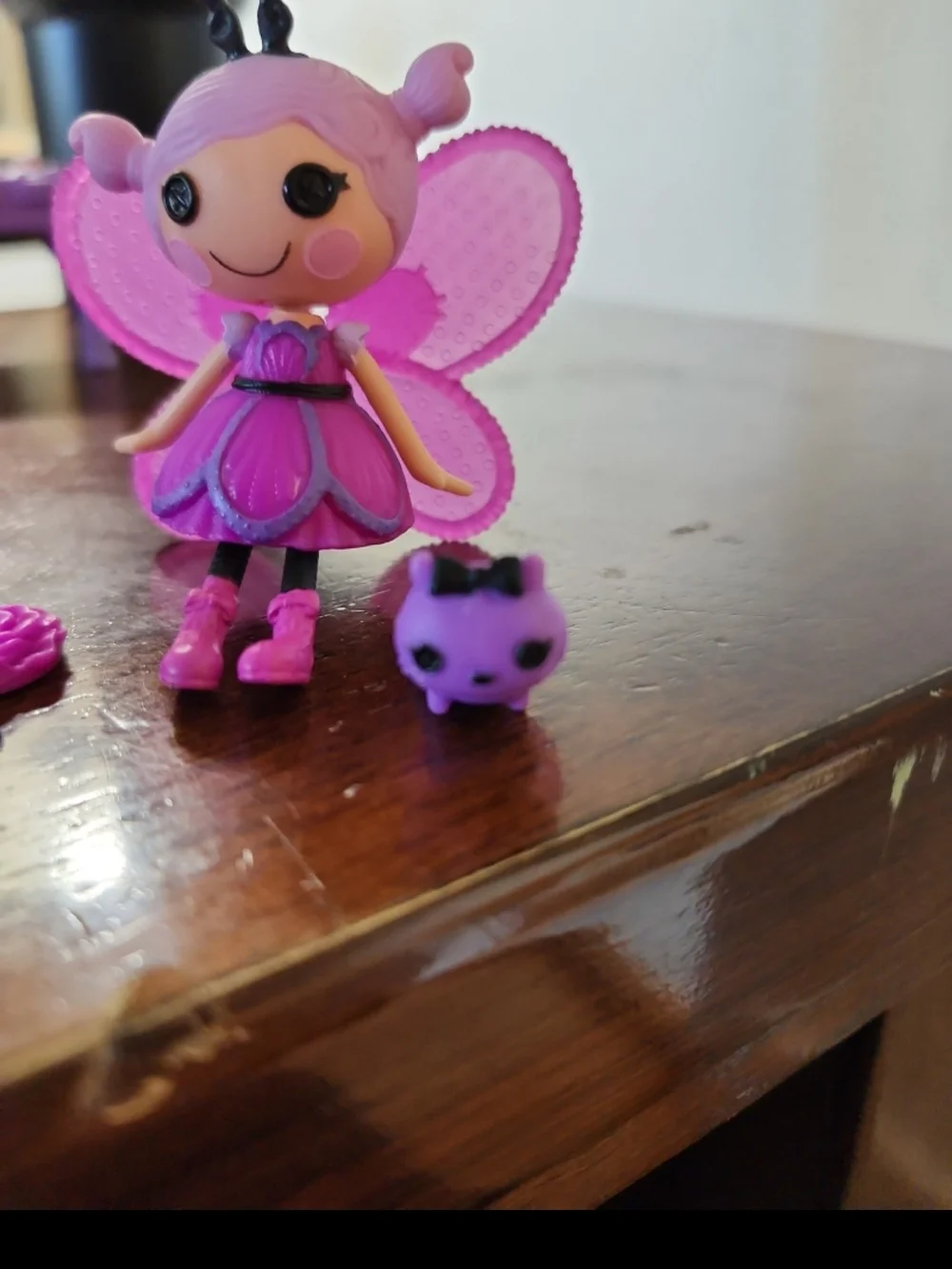 MGA Entertainment cute pink